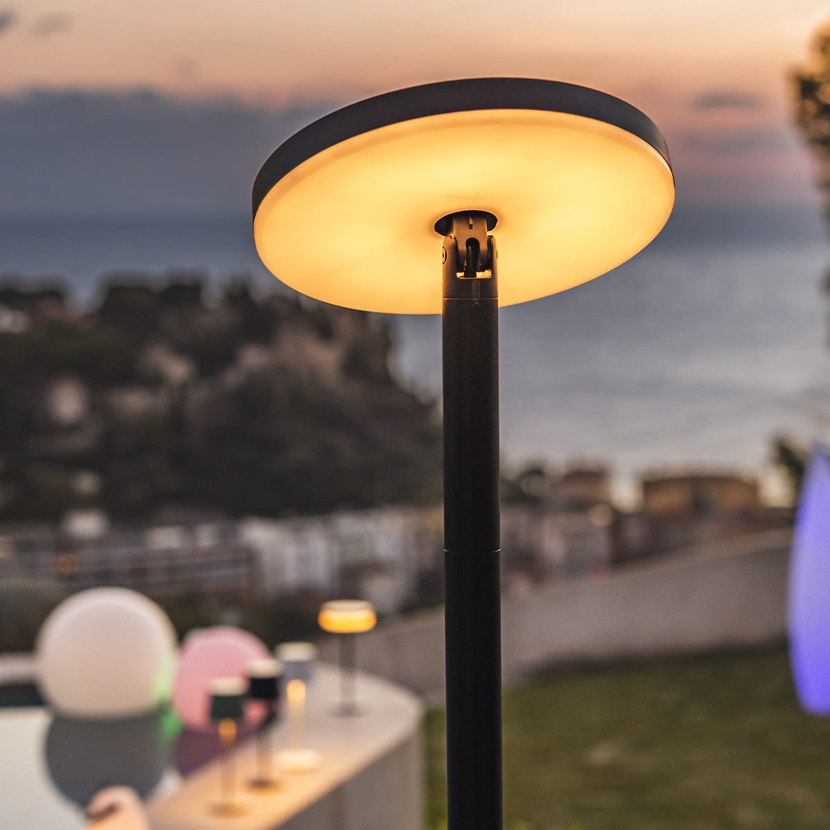 Solar and rechargeable floor lamp with metal foot LED warm white / dimmable white STANDY SOLAR H150cm