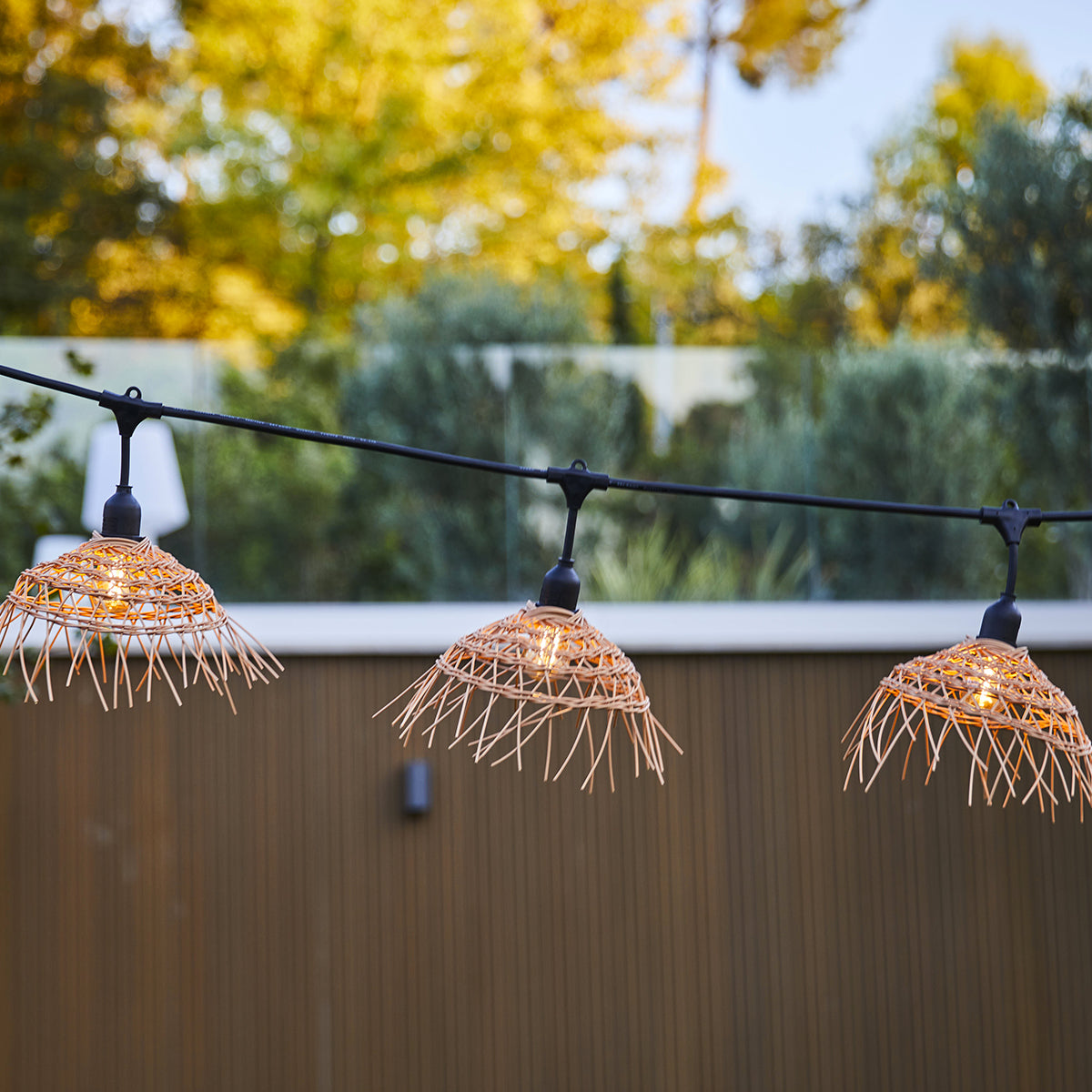 Outdoor light garland exotic straw shade 10 warm white LED E27 socket bulbs HAWAII LIGHT 6m