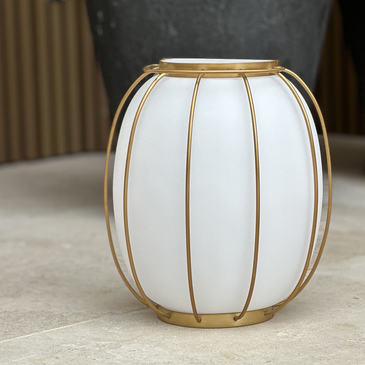 Wireless table lamp gold metal handle LED warm white / cool white TULUM H27cm
