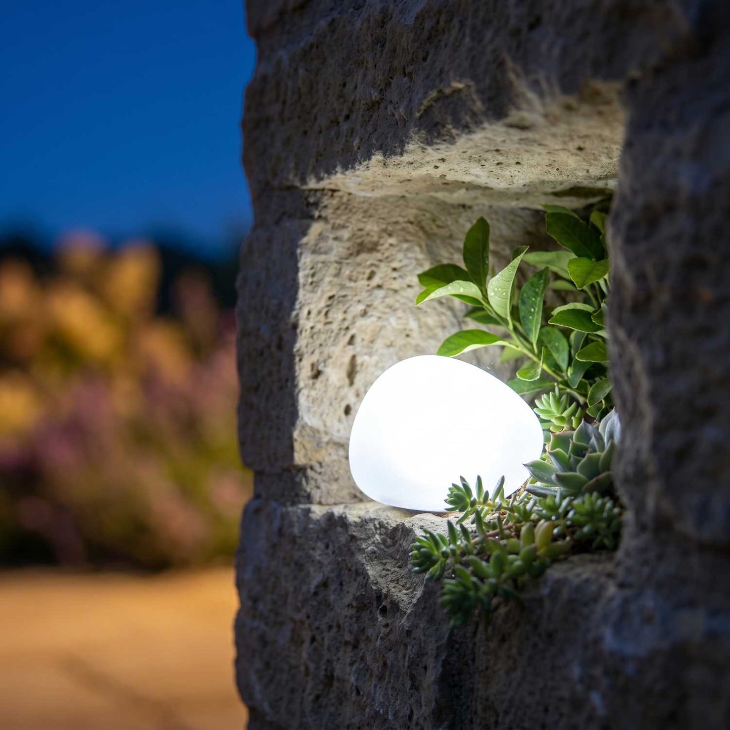 Decorative white LED pebble solar lamp SOLENZARA ∅16cm