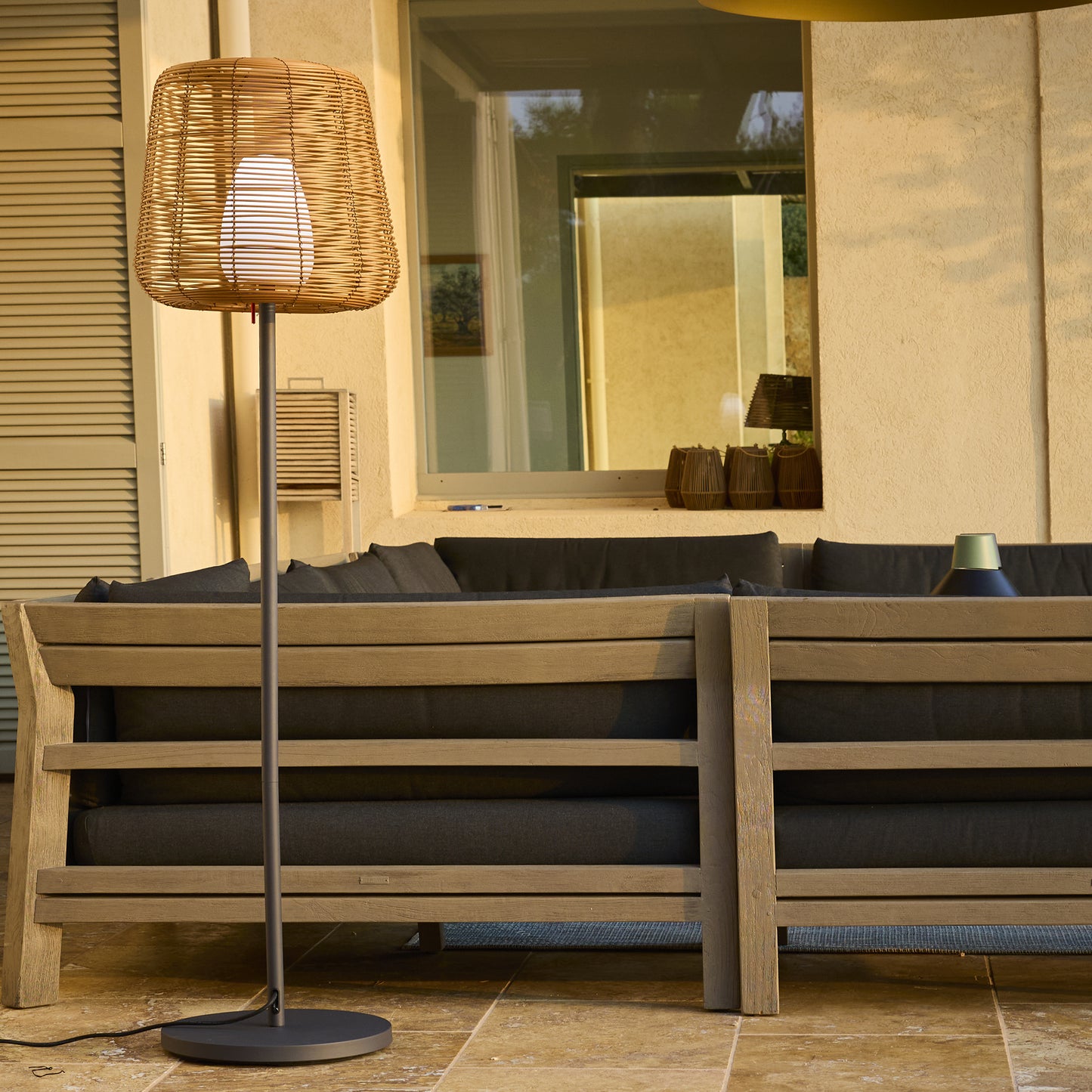 Poly rattan design wire floor lamp for outdoor white LED TALL BOHEME H150cm E27 base