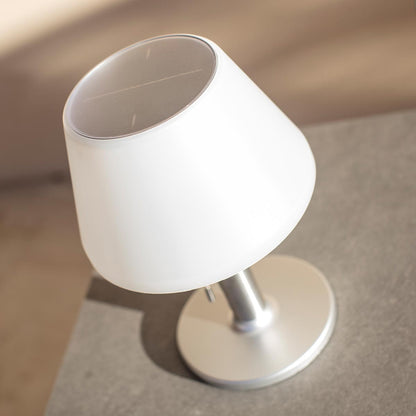 Lampe de table solaire pied en aluminium LED blanc dimmable LENNY H28cm avec interrupteur - REDDECO.com