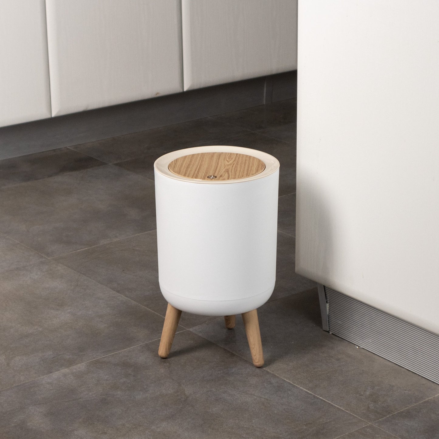 MALMO touch 7L bathroom floor trash can Wood color